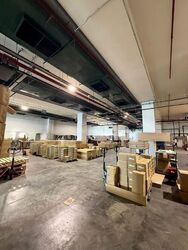 Pandan Crescent (D5), Warehouse #635434141